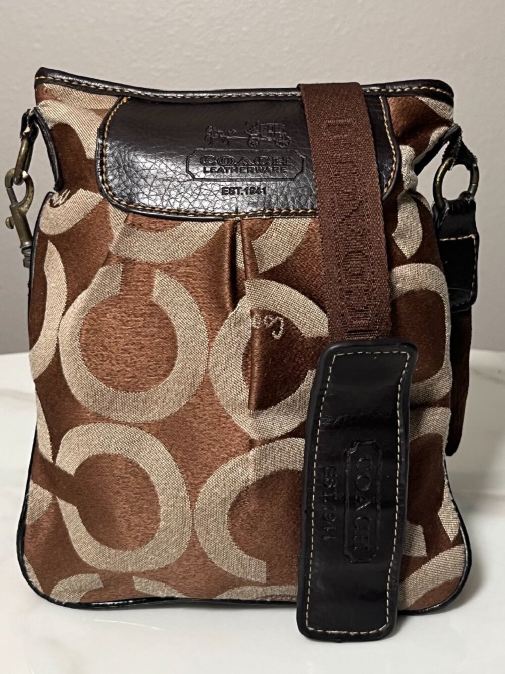Coach Madison Op Art Signature Swingpack Brown Tan Crossbody Y2K
